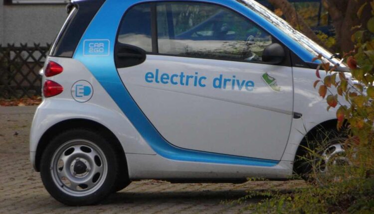 Środki z KPO pójdą na dopłaty na zakup używanych elektryków. Czy to przekona nas do EV?