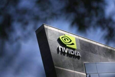Nvidia pod gradem prawnych ciosów. Kurs akcji notuje straty