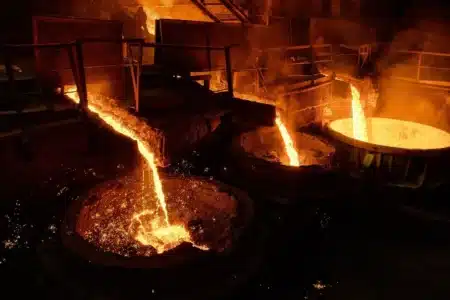Cała roczna odyseja na nic. Przejęcie stalowego koncernu przez Nippon Steel zablokowane