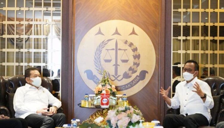 W Dżakarcie aresztowano 6 b. prezesów firmy Antam.