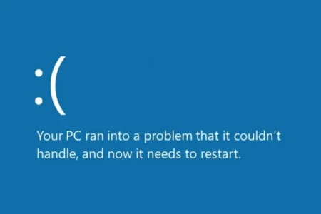 Niebieski ekran śmierci nadal straszy. Microsoft wydaje oświadczenie, CEO Crowdstrike gęsto się tłumaczy. „To nie awaria Windowsa”