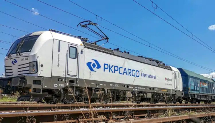 Zwolnienia grupowe i sanacja w PKP Cargo. Czy jest szansa na uratowanie spółki?