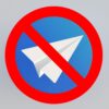 Logo komunikatora Telegram z zakazem.