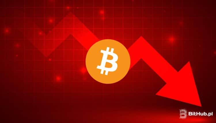 Bitcoin powoli opada z sił? 'Coś wisi w powietrzu’. Podwójny szczyt BTC i echo 2021 roku?
