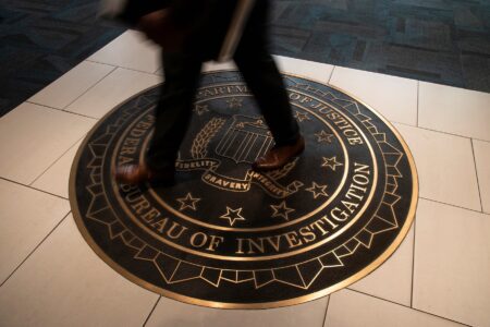 Czy FBI wie, kim jest Satoshi Nakamoto? Biuro odmawia odpowiedzi