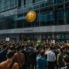 Giełda kryptowalut oblężona przez protestujących.