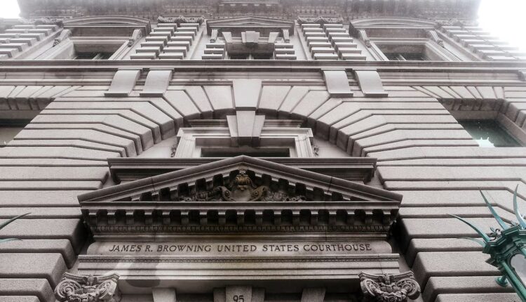 X, Musk wygrywają bitwę w wojnie o „moderację” treści. Gardłowe prawo zablokowane