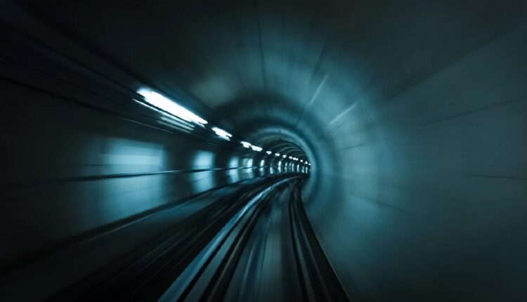 Londyńskie metro zhakowane przez 17-lata. Policja się chwali, w tle nieco wstydliwa konkluzja