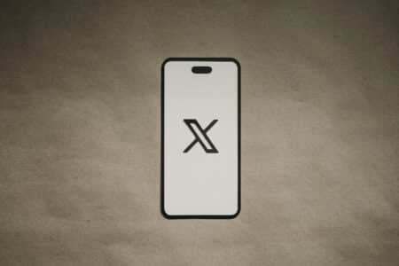 Hasztag „#Xdown” króluje dziś w Sieci. Chodzi o poważną awarię platformy X