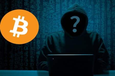 Satoshi Nakamoto przez cały czas może być wśród nas. Pod latarnią najciemniej?