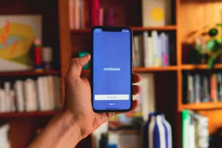 Coinbase uruchomiło nowe narzędzie. Co proponuje rynkowy gigant?