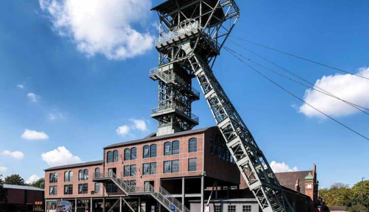 Akcje polskiego giganta nie dały w tym roku zarobić. Kurs spadł o ponad 50 proc.