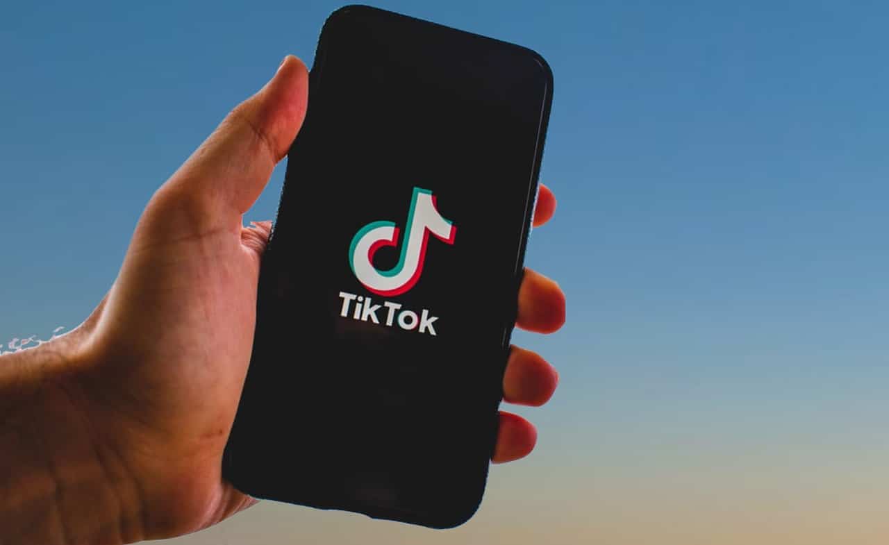 Tik Tok Airdrop