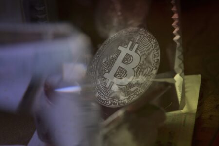 Bitcoin przed długi czas nie ruszy z miejsca. Wszystko na skutek decyzji administracji Trumpa!