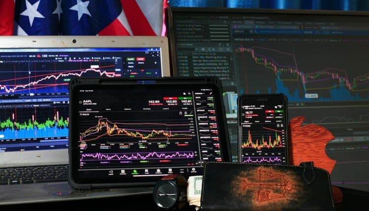 Solana przeżywa prawdziwe trzęsienie ziemi! Memecoiny związane z Trumpem napędzają rekordowy tydzień!