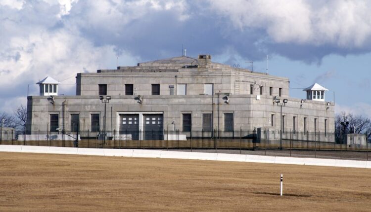 Audyt w Fort Knox budzi obawy. Cały system walutowy oparty na kłamstwie?