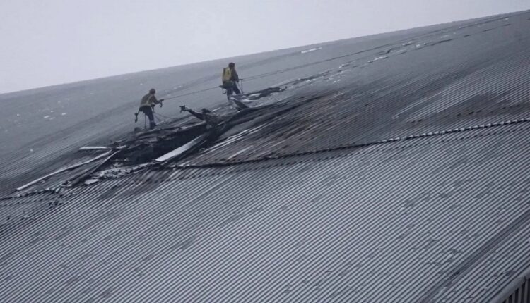 Sarkofag rozszczelniony, Czarnobyl znów zagrożeniem, twierdzi IAEA. Kosztująca miliardy konstrukcja do wymiany