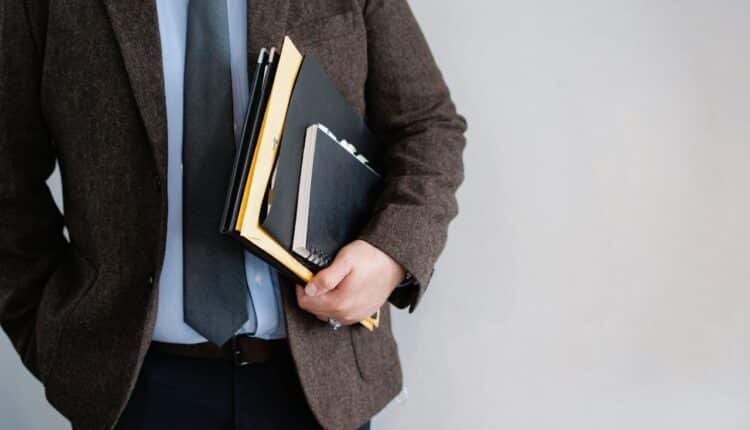 Mężczyzna w marynarce