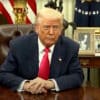 Donald Trump w Gabinecie Owalnym w Białym Domu