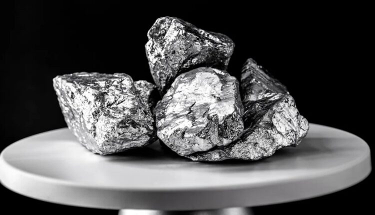 Platyna, pallad stanieją. Zasługa barier celnych Trumpa