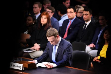 Imperium Zuckberberga pod ostrzałem. Zmierzch monopolu Facebooka?