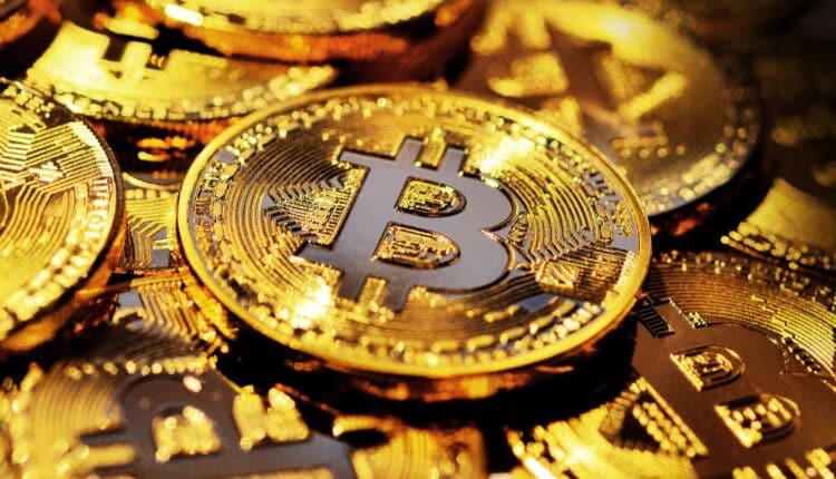 Giganci ostrzą zęby na Bitcoina. Ostatni moment na zakup po rozsądnej cenie?