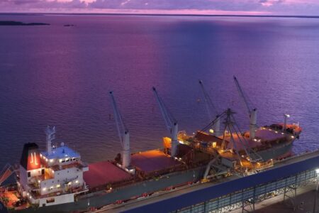 Port musi wrócić do nas! Rząd i opozycja (prawie) jednym głosem