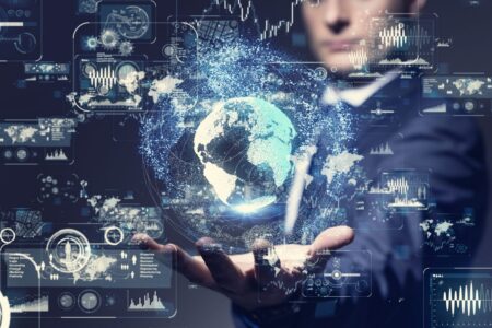 Palantir utka sieć na obcych. Wszechwiedząca sieć – antidotum na dziurawe granice?