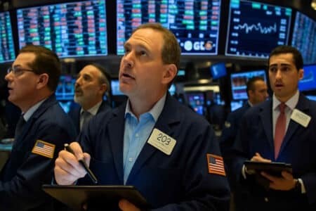 To był burzliwy tydzień na Wall Street. Oto, jak się skończył