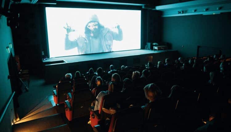 100% cła na zagraniczne filmy. „Podatek na bogatych Demokratów”, koncerny załamują ręce i notowania akcji