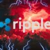 Ripple na tle burzy z błyskawicami.