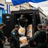 Salwador kupujący Bitcoin