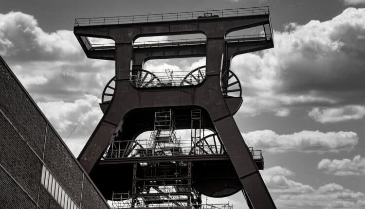 Co tu się dzieje? Akcje polskiego molocha szybko drożeją. Tymczasem analitycy przewidywali ostre spadki