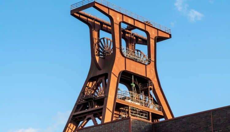 Kurs polskiego molocha runął. Spełnia się czarny sen akcjonariuszy. Rząd przyjdzie z ratunkiem?