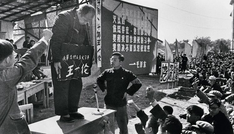 Chińska policja, maoistowska „kontrola społeczna” wykracza poza Chiny. Tyrania jako towar eksportowy