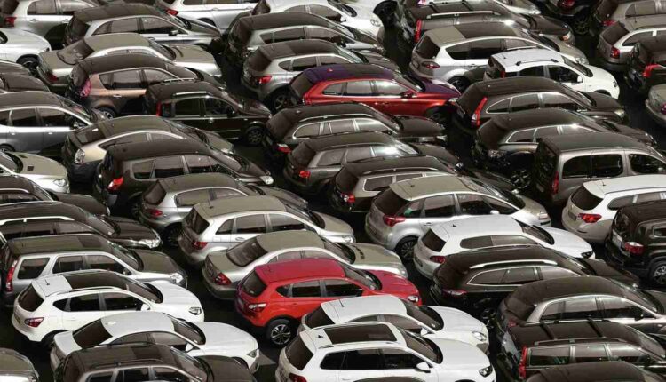 Zachodnia motoryzacja sypie się w błyskawicznym tempie. Kolejny gigant ogłasza upadłość. Te marki za chwilę znikną?