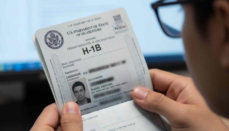 Zwolnienia w Big Techu to zasłona dymna? Kongres ujawnił, co robią Amazon i Apple!