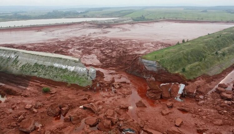 „Rzeka kwasu”, miliony litrów toksyn wylanych na pola. Ekologiczna katastrofa, sprawcami wydobywcy miedzi