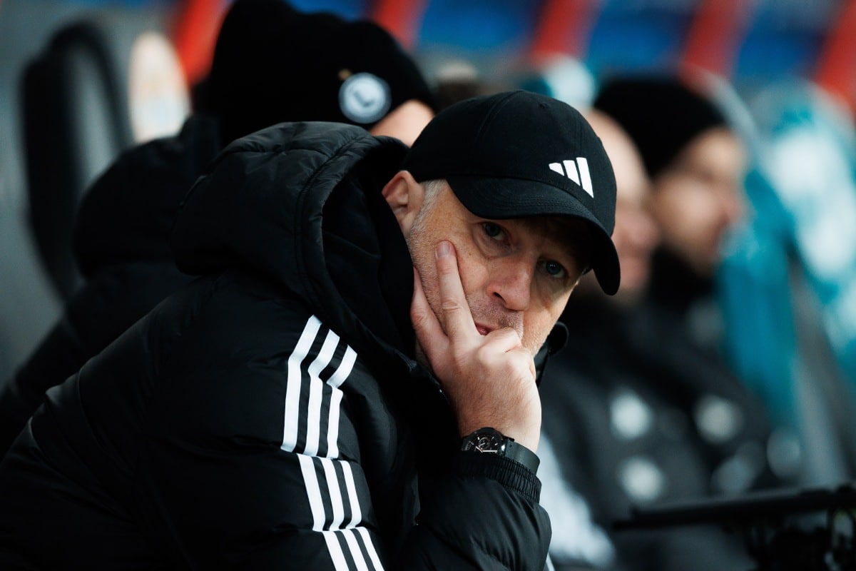Legia Warszawa bez trenera! Decyzja zapadła: Iordanescu wyrzucony po klęsce z Pogonią. Kto następcą?