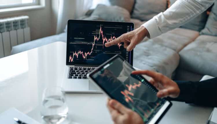 Załamał się kurs polskiego giganta budowlanego. Co dalej z ceną akcji? Analitycy stawiają sprawę jasno