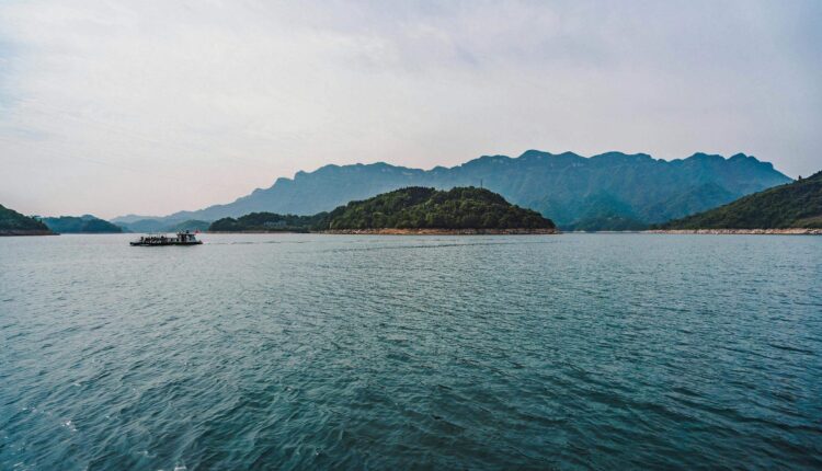 Chiny eskalują wokół wysp z Japonią. 'Dziwna aktywność wojsk’. Pekin odradza podróże! Co się dzieje?