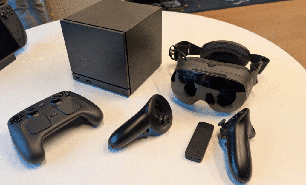 Od lewej: Steam Deck, Steam Controller, Steam Machine i Steam Frame z kontrolerami, fot. Valve