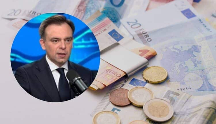 Rząd pracuje nad wprowadzeniem euro w Polsce? Minister finansów radykalnie zmienia zdanie