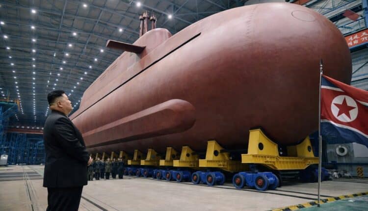 Atomowe mocarstwo pokazuje nową broń. Korea Północna odsłania gigantyczny okręt