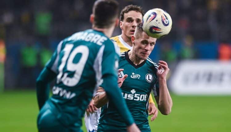 Piast Gliwice – Legia Warszawa: typy, kursy, transmisja, gdzie oglądać? (6.12.2025)