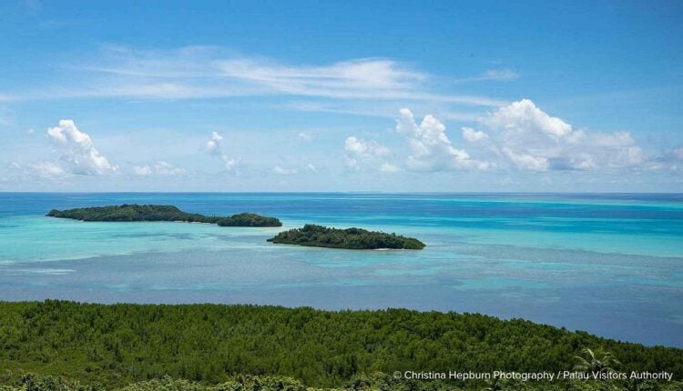 Nielegalni imigranci trafią na wyspy znane z telewizyjnego programu – na środku oceanu
