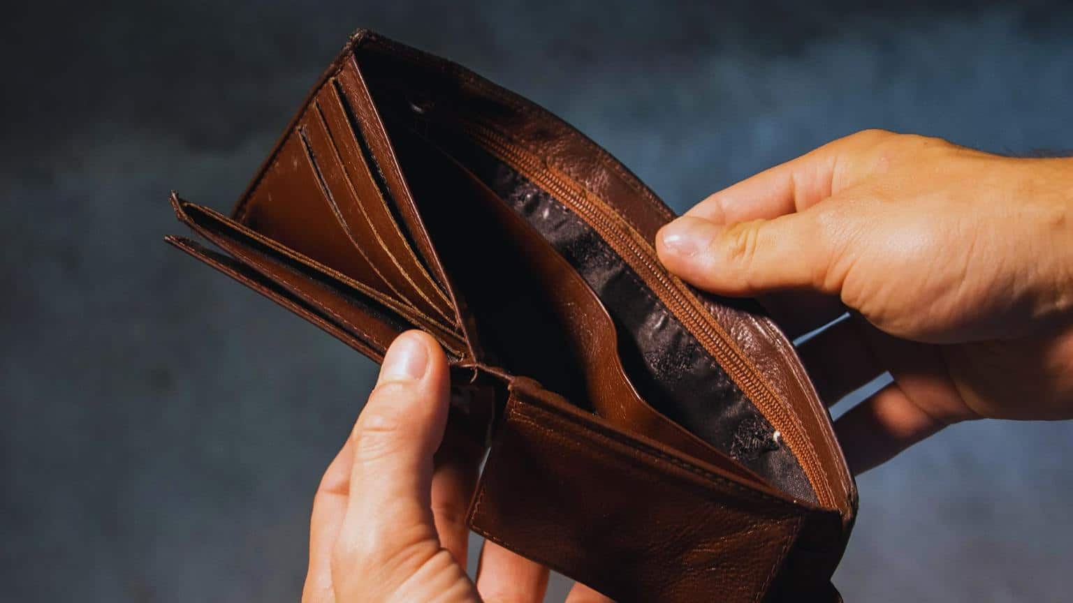 Fala podwyżek i nowych podatków w 2026 roku. Jeden aż 900% w górę. Niektóre można jeszcze ominąć