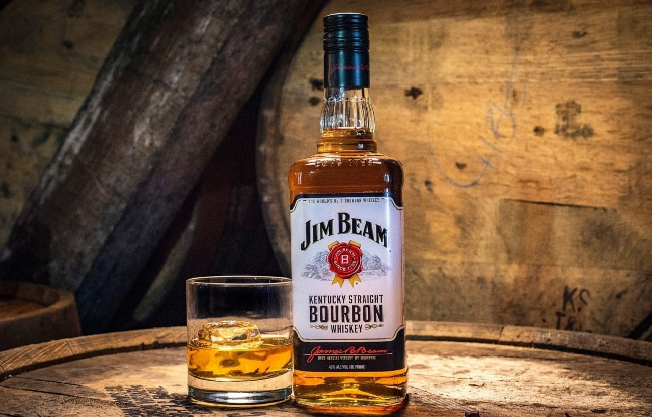 Ikoniczna gorzelnia whisky, producent bourbona Jim Beam, wstrzymuje działalność