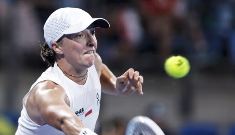 Od płaczu do demolki. Iga Świątek wygrywa, Polska o krok od awansu do półfinału United Cup