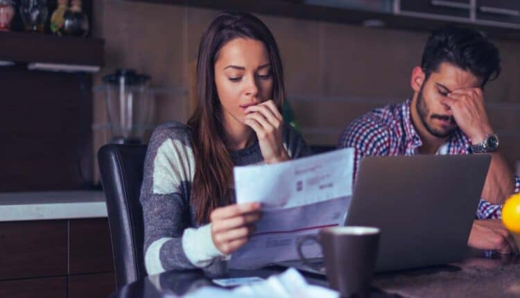 Samorządy również podwyższają podatki. Niektórym się upiecze